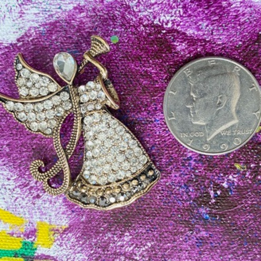 VINTAGE MONET Rhinestone Angel Brooch - Picture 5 of 5